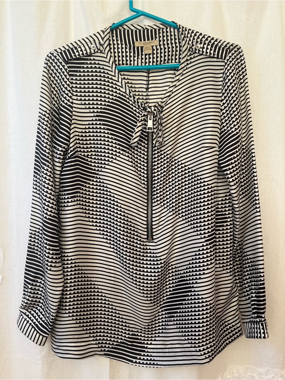 BURBERRY BRIT Silk Long Sleeve Blouse Size Medium